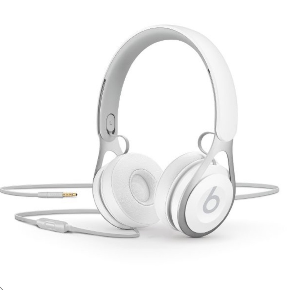 NEW Beats EP headphones in white